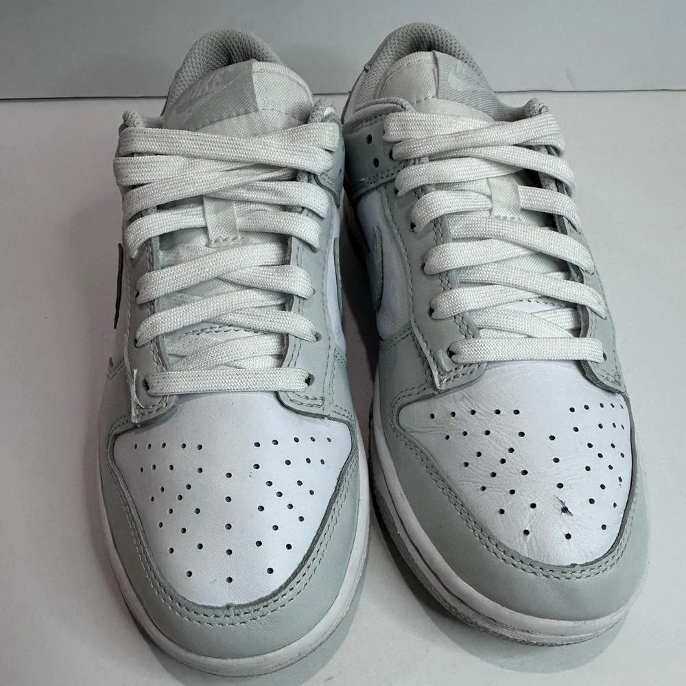 Nike women’s White and Gray Sneakers - Picture 6 of 6